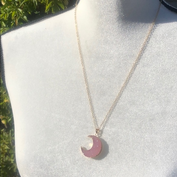 Pink moon druzy necklace - Picture 4 of 5